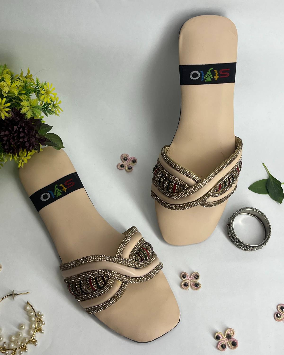 Women glamour slides with woven sparkle strap design