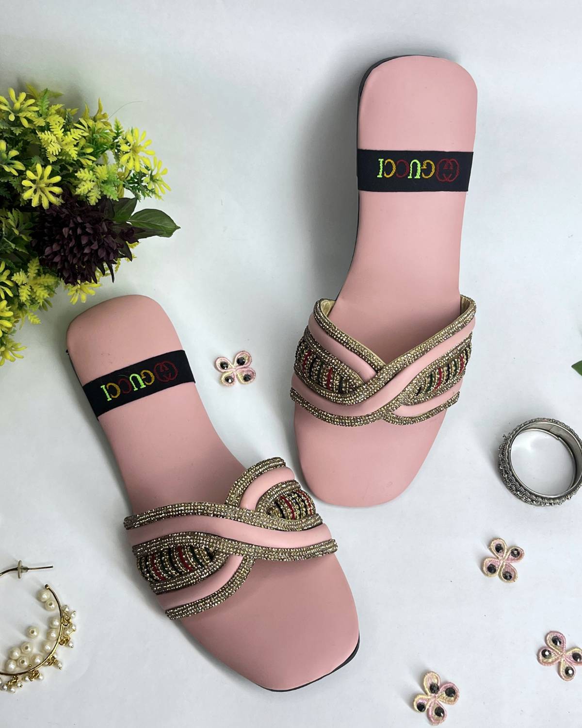 Stylish women sparkle slides with elegant woven detailing